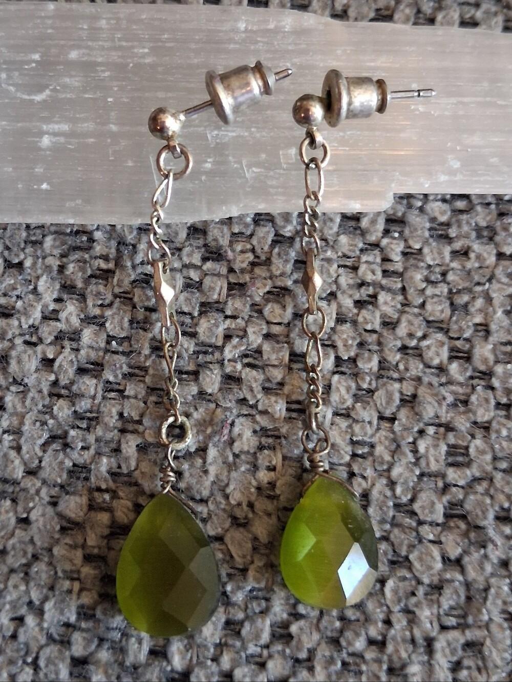 Vintage Green Teardrop Dangle Earrings - Women Jewelry